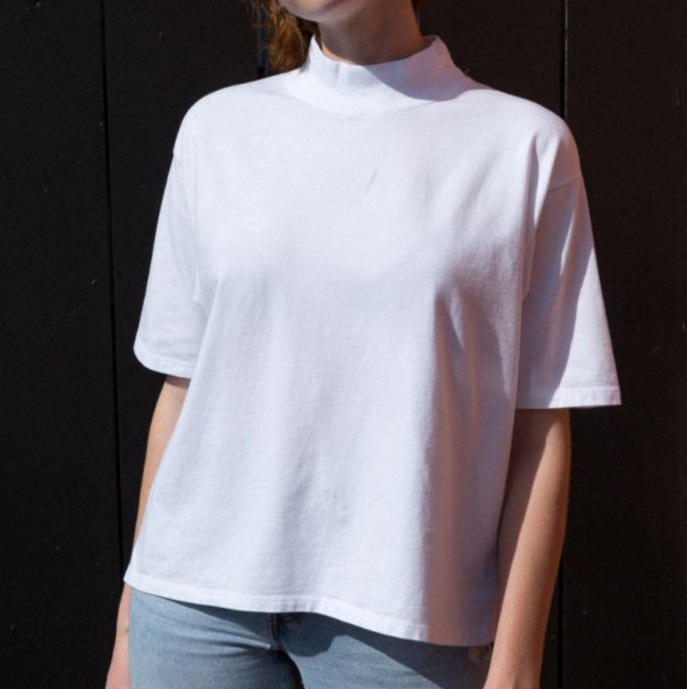Thick white Brandy Melville turtle neck shirt